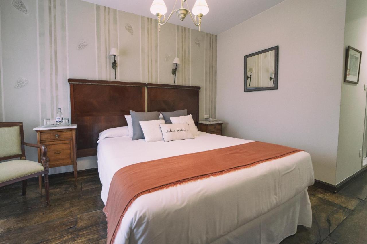La Casona De Amandi Hotel Villaviciosa  Ngoại thất bức ảnh